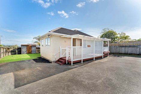 Photo of property in 168a Carlisle Road, Northcross, Auckland, 0632