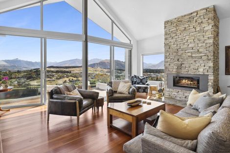 Photo of property in 13 Highfield Ridge, Wanaka, 9305