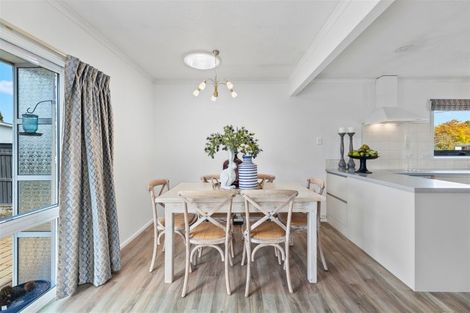 Photo of property in 92 Mooray Avenue, Bishopdale, Christchurch, 8053
