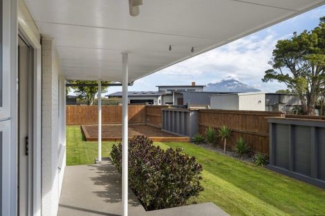 Photo of property in 135 Brecon Road, Stratford, 4332