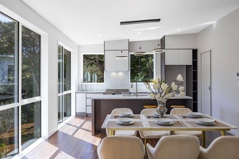Photo of property in 27 John Court Street, Birkenhead, Auckland, 0626