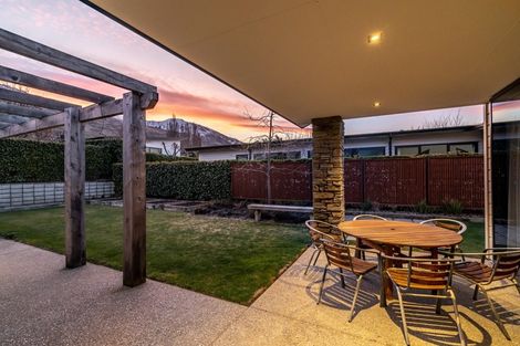 Photo of property in 42a&b Kelliher Drive, Wanaka, 9305