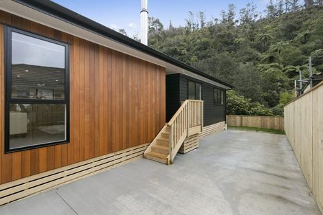 Photo of property in 38 Sunny Grove, Wainuiomata, Lower Hutt, 5014