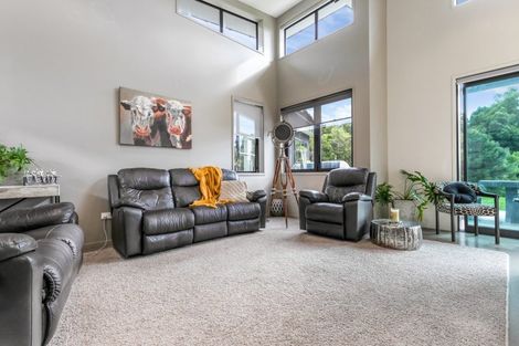 Photo of property in 10 Meadowbrook Place, Buckland, Pukekohe, 2677
