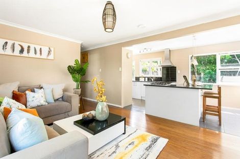 Photo of property in 48 Hilling Street, Titirangi, Auckland, 0604