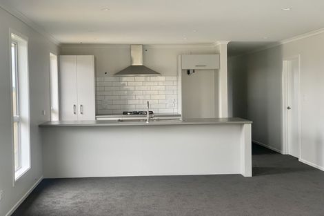 Photo of property in 92 Pragma Rise, Huntington, Hamilton, 3210