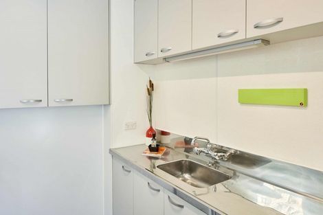 Photo of property in 1a/145 Ohiro Road, Brooklyn, Wellington, 6021