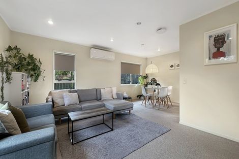 Photo of property in 2/49 Strid Road, Te Atatu South, Auckland, 0610