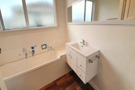 Photo of property in 39 Matlock Street, Woolston, Christchurch, 8062