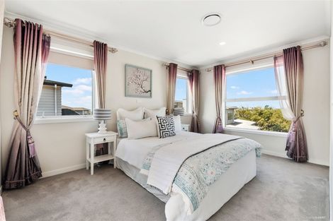Photo of property in 20 Spyglass Street, Red Beach, 0932