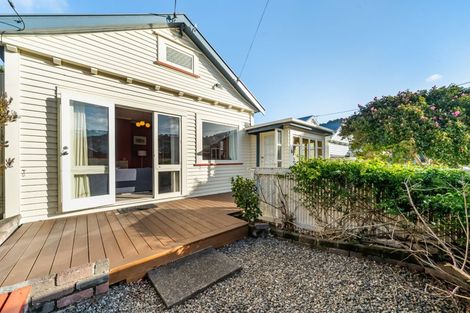 Photo of property in 6 Raupo Street, Hataitai, Wellington, 6021