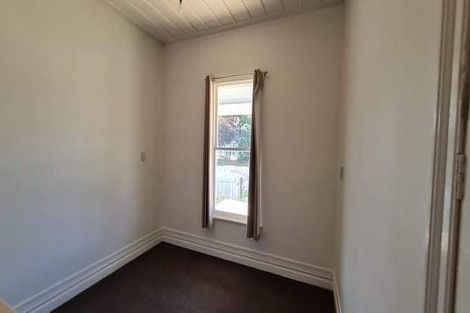 Photo of property in 74 Union Street, Hawera, 4610