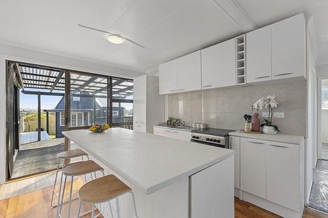 Photo of property in 18 Prangley Avenue, Mangere, Auckland, 2022