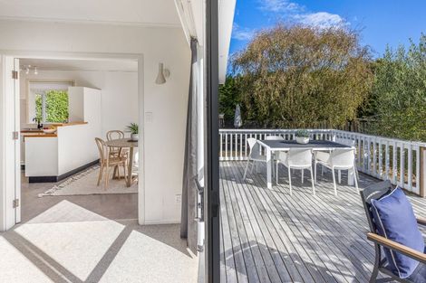 Photo of property in 22 Kaitawa Crescent, Paraparaumu, 5032