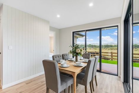 Photo of property in 4 Nau Mai Road, Clevedon, 2582