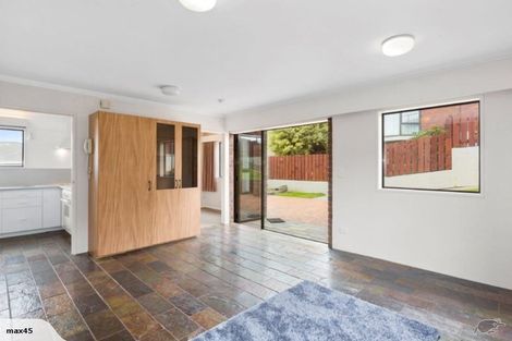 Photo of property in 1a Gala Street, Vauxhall, Dunedin, 9013