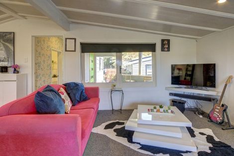 Photo of property in 47 Kings Avenue, Waikuku Beach, 7402