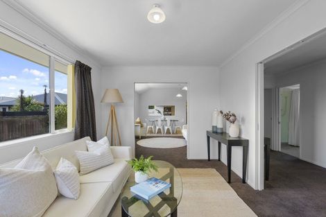 Photo of property in 74 Wilsons Road, Saint Martins, Christchurch, 8022