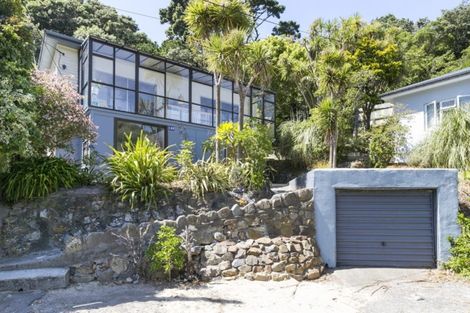 Photo of property in 137 Houghton Bay Road, Houghton Bay, Wellington, 6023