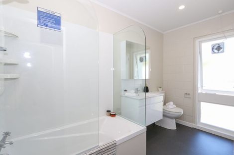 Photo of property in 1/23 Campbell Street, Karori, Wellington, 6012