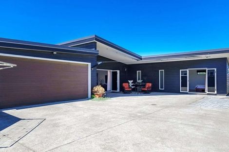 Photo of property in 7a Chester Place, Taradale, Napier, 4112