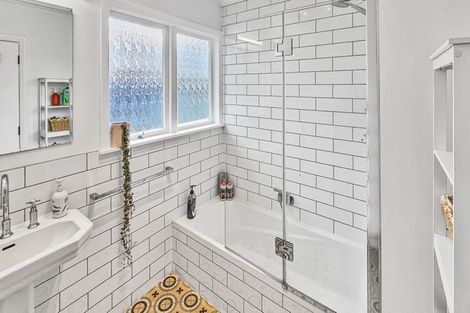 Photo of property in 3 Arthur Hobson Avenue, Pirimai, Napier, 4112