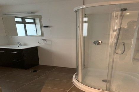 Photo of property in 18 Kellsmere Crescent, Island Bay, Wellington, 6023