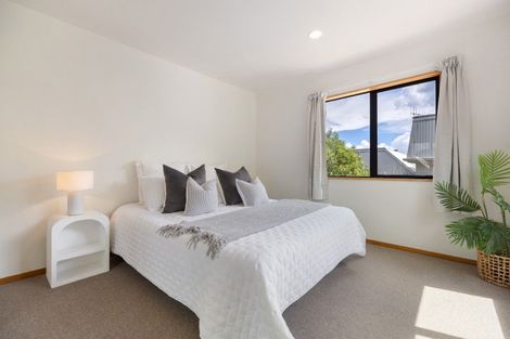 Photo of property in 12b Windsor Place, Queenstown, 9300