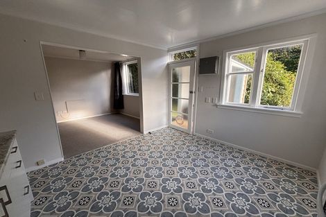 Photo of property in 2/3 Kingston Heights Road, Kingston, Wellington, 6021