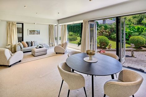 Photo of property in Highwic, 2/32 Hobson Street, Thorndon, Wellington, 6011