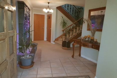 Photo of property in 6 Danica Esplanade, Te Atatu Peninsula, Auckland, 0610