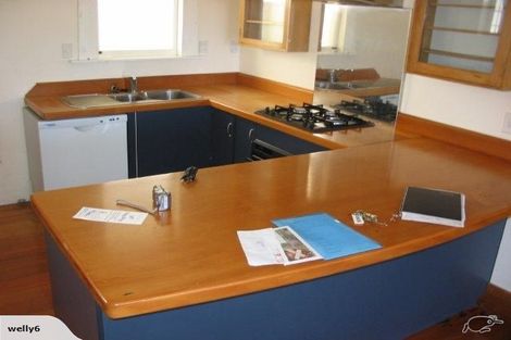 Photo of property in 12 Tanera Crescent, Brooklyn, Wellington, 6021