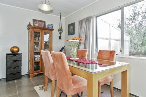 Photo of property in 46 Brandon Road, Glen Eden, Auckland, 0602