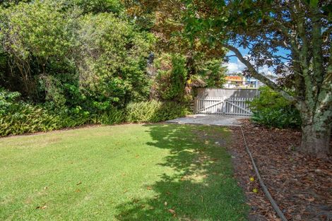 Photo of property in 2 Coopers Drive, Coopers Beach, 0420