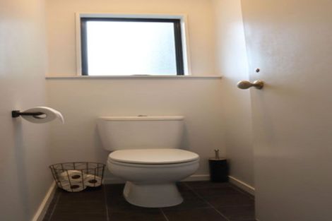 Photo of property in 48 Newton Place, Westbrook, Palmerston North, 4412