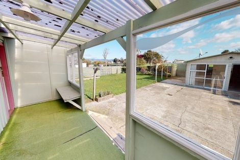 Photo of property in 20 Esk Street, Roslyn, Palmerston North, 4414