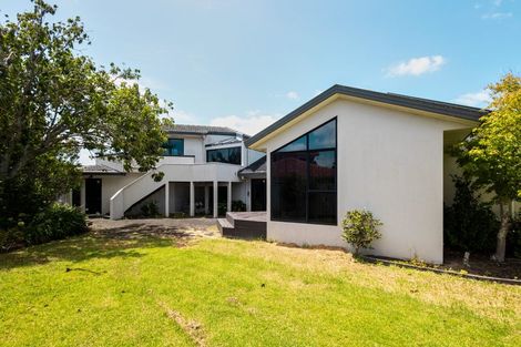 Photo of property in 20 Gillard Place, Eastern Beach, Auckland, 2012