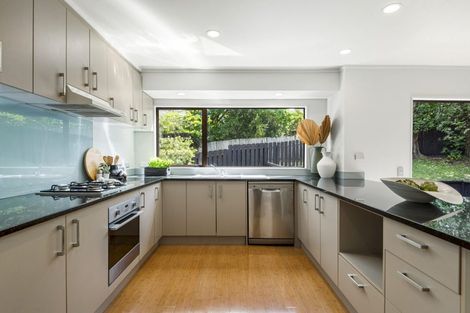 Photo of property in 24 Rosemary Avenue, Forrest Hill, Auckland, 0620