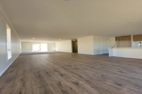 Photo of property in 16 Topsail Way, Whitby, Porirua, 5024