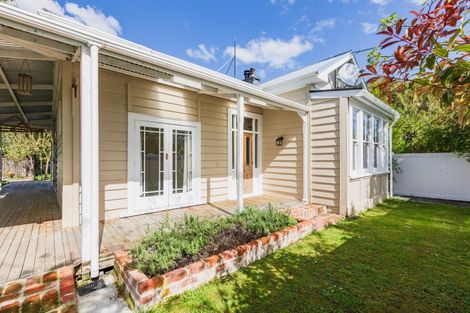 Photo of property in 25 Carruthers Street, Otane, 4202