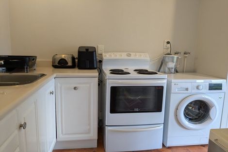 Photo of property in 6 Orleans Street, Ngaio, Wellington, 6035