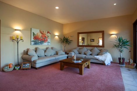 Photo of property in 228 Leger Grove, Te Awamutu, 3875