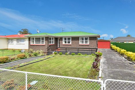 Photo of property in 70 Cargill Street, Papakura, 2110