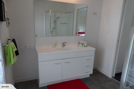 Photo of property in 18 Hall Street, Cambridge, 3434