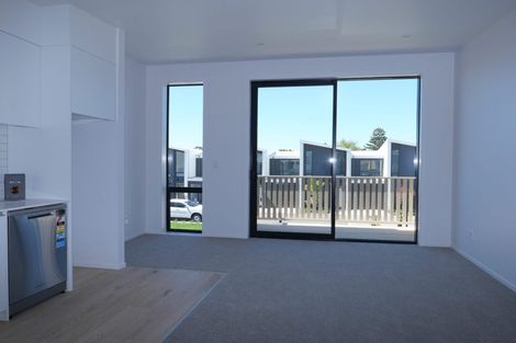Photo of property in 39 Kamahi Place, Paraparaumu, 5032