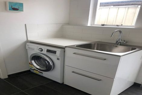 Photo of property in 2/38 Clare Road, St Albans, Christchurch, 8014