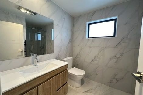 Photo of property in 15b Poruru Close, Papakura, 2110