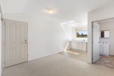 Photo of property in 95 Landsdowne Terrace, Cashmere, Christchurch, 8022