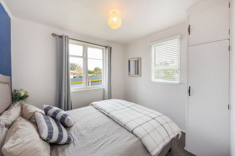 Photo of property in 24 Punga Street, Tangimoana, 4822
