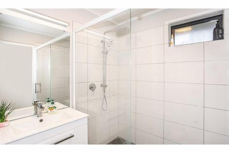 Photo of property in 22 Kauri Drive, Waiuku, 2123